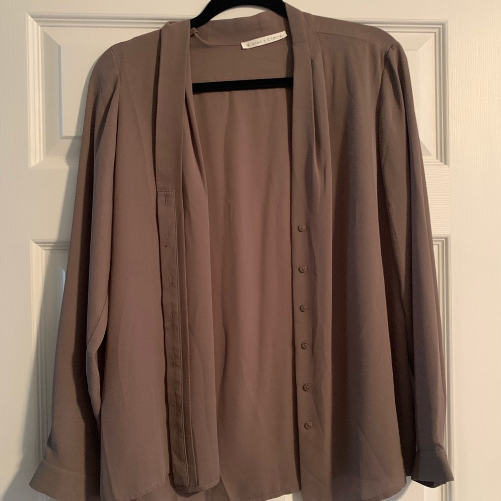 Women’s button up long sleeve